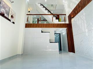 Nhà đẹp 3 tầng, hiệp bình phước, thủ đức
gần gigamall, giáp bình thạnh, vạn phúc