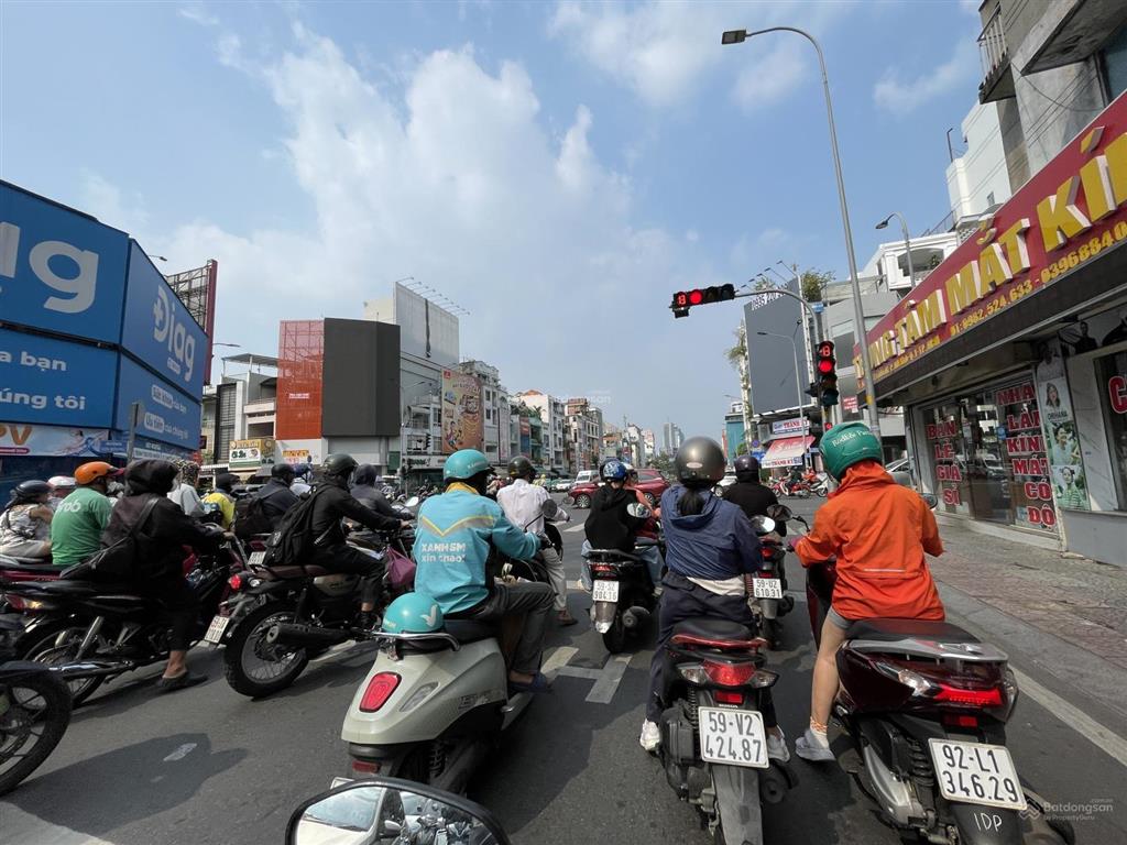Nhà ở đường phan tôn, đa kao, quận 1, chỉ 5,6 tỷ còn thương lượng