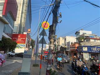 Mặt tiền võ văn ngân khu kinh doanh sầm uất nhất thủ đức.