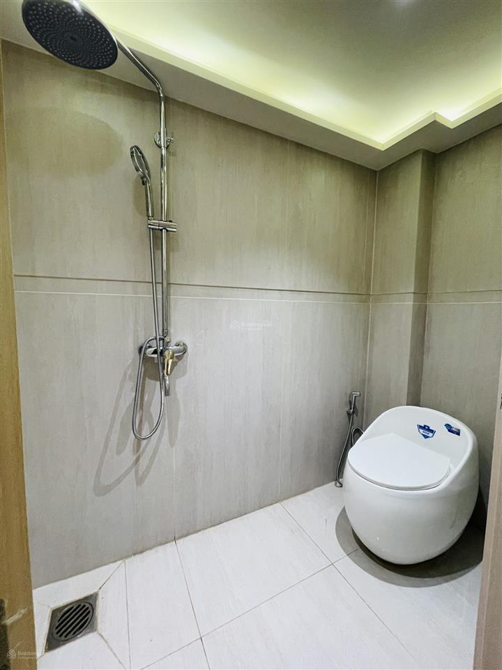 Cho thuê nhà nguyên căn q3 đẹp full nội thất sang trọng đẳng sờ cấp  giáp quận 1