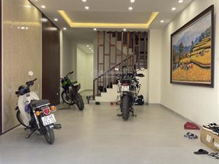 Bán nhà phố ngọc thụy cực đẹp, ô tô, gần phố, 72 m2, 5 tầng, thang máy, mt 4,7m, chỉ nhỉnh 14 tỷ.