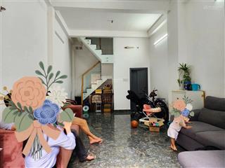 Gấp bán  nhà 4 tầng đường đề thám, quận 1, chỉ 7.8 tỷ