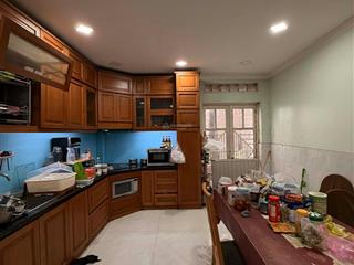 Khu hoàng việt  hẻm 8m  đường út tịch, tân bình, dt 4.4 x 24m, giá 17.9 tỷ