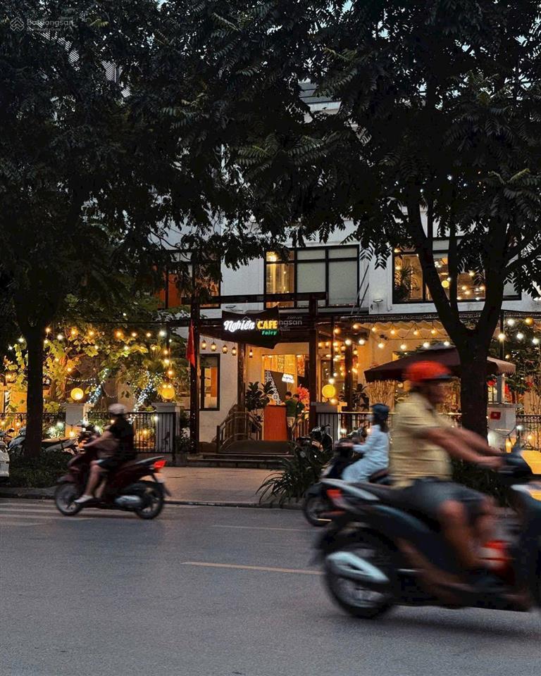 Siêu hiếm có đâu ra! nhà lô góc 4 tầng mặt đường nguyễn văn giáp  cầu diễn giá nhỉnh 30 tỷ