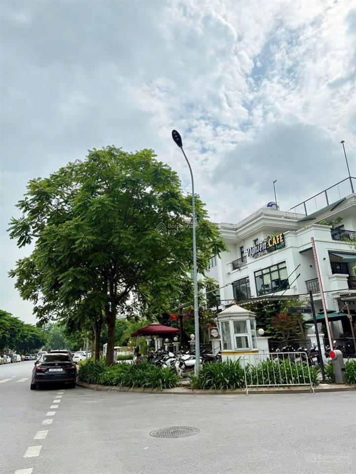 Siêu hiếm có đâu ra! nhà lô góc 4 tầng mặt đường nguyễn văn giáp  cầu diễn giá nhỉnh 30 tỷ