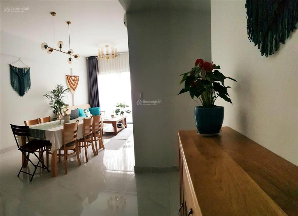 Bán cc lovera vista, 3,15 tỷ, 65m2, 2pn, 2wc, full nội thất sổ tươi bao vay