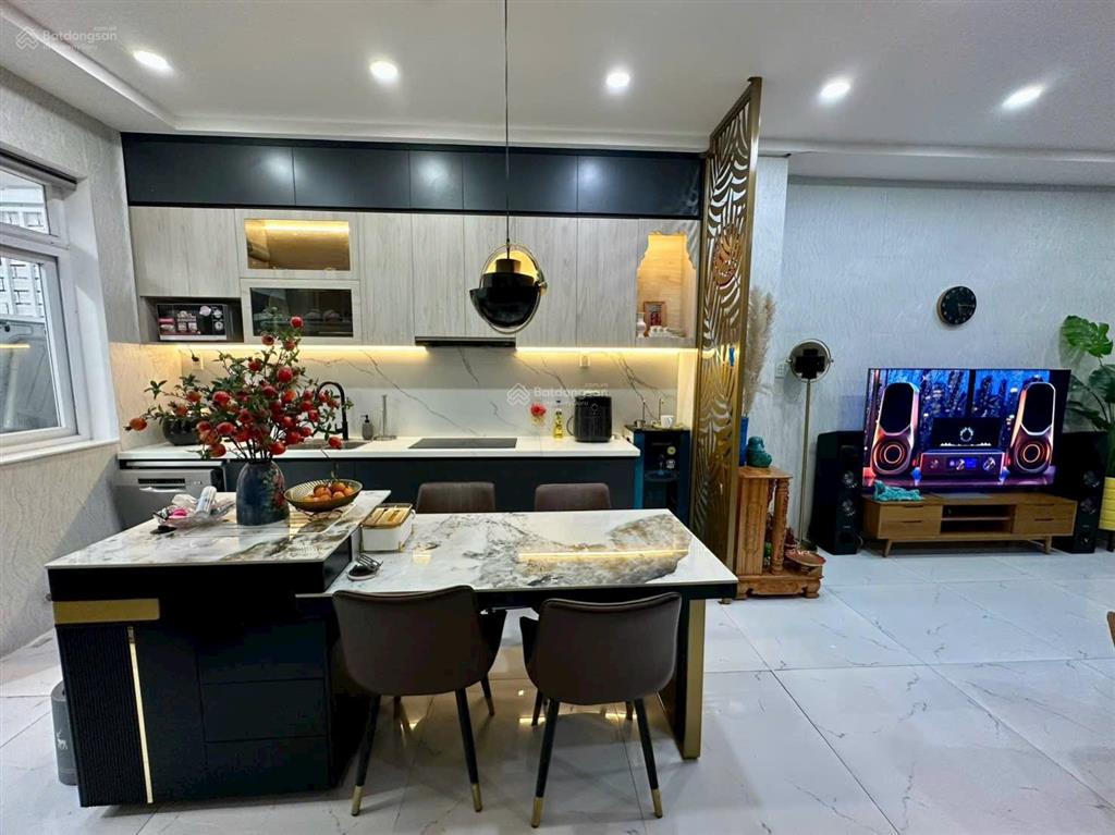 Cho thuê nhà phố compoud 3pn, 3wc chỉ với 15 triệu tại lovera park, bình chánh, 1 trệt 2 lầu