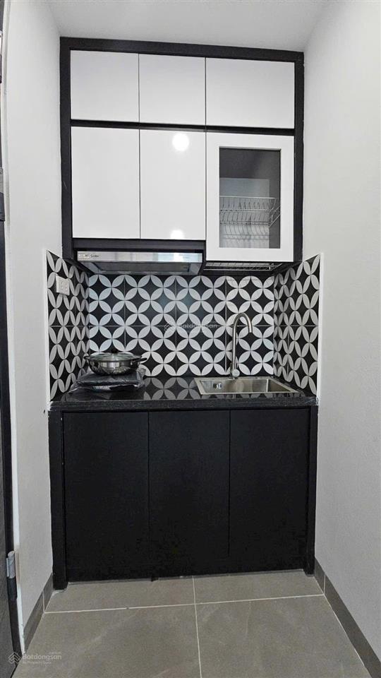 Bán nhà dòng tiền giá rẻ lạc long quân