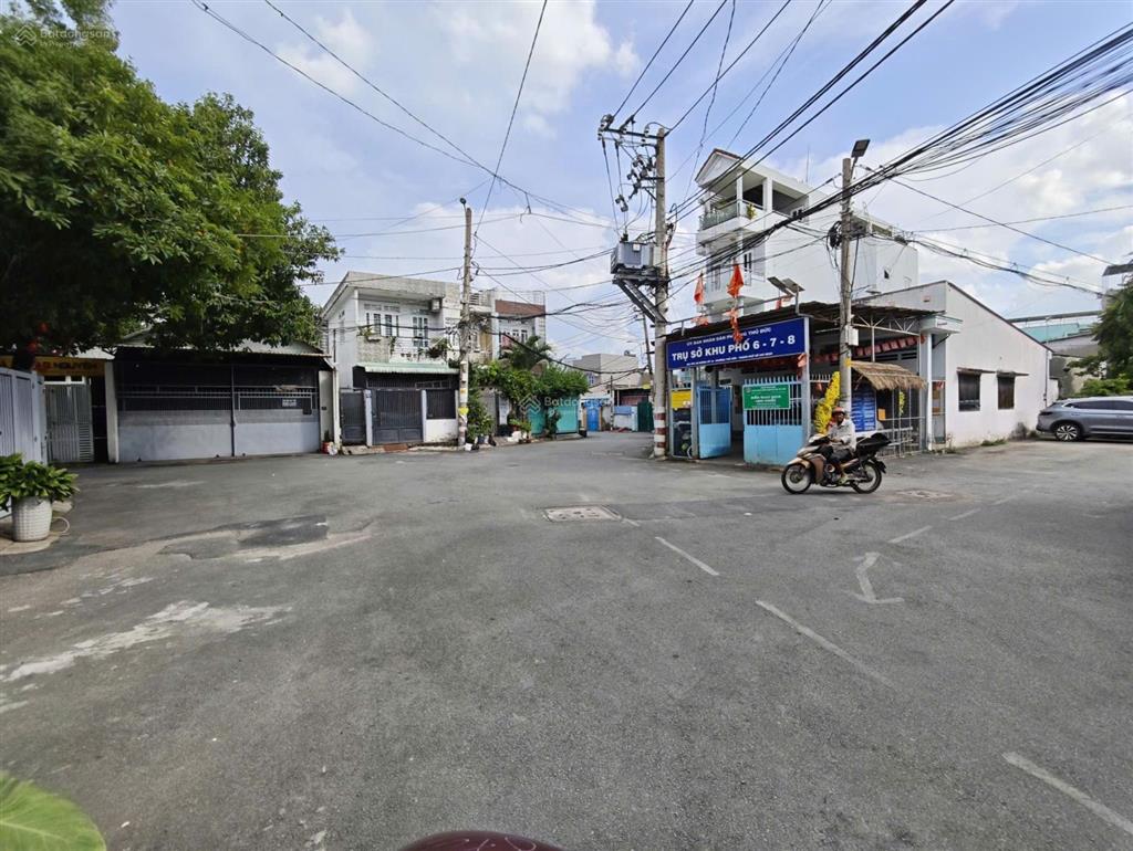 Mặt tiền đường số khu linh chiểu, dòng tiền 10 triệu/tháng, có nhà và 2 phòng trọ