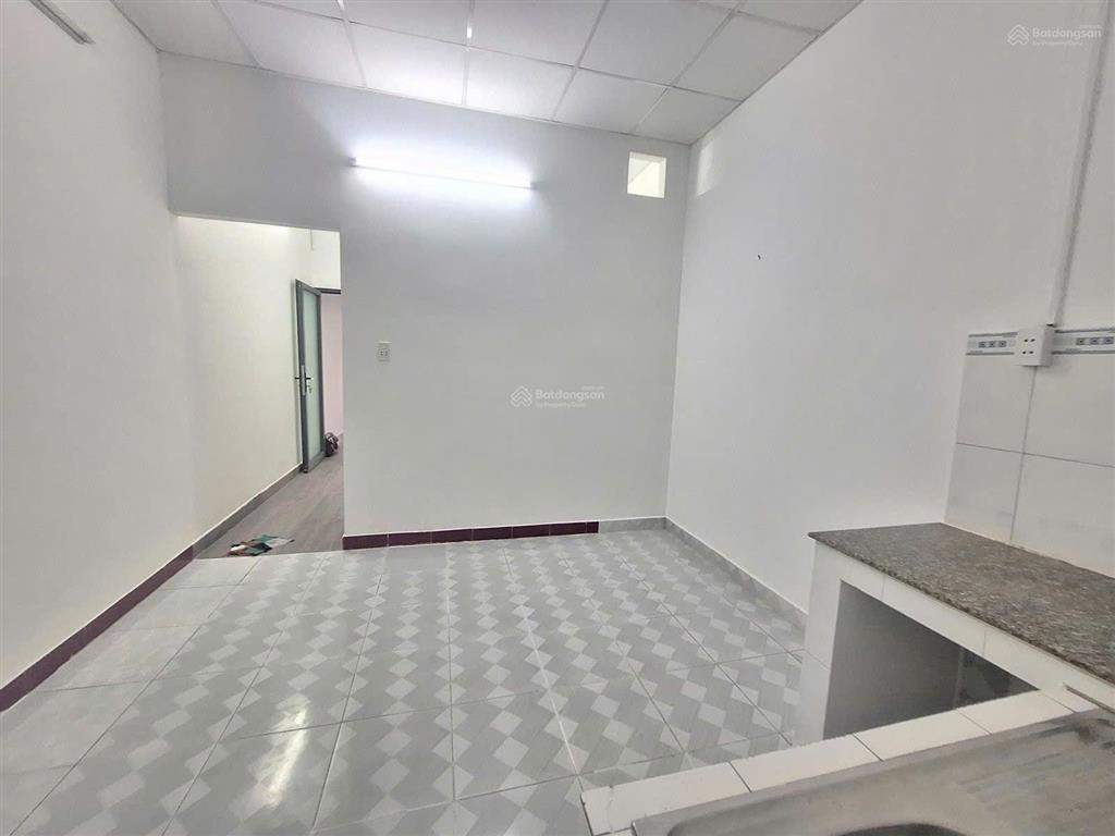Bán nhà phường trường thọ  hẻm 6 mét đậu xe hơi thoải mái  vị trí kinh doanh
