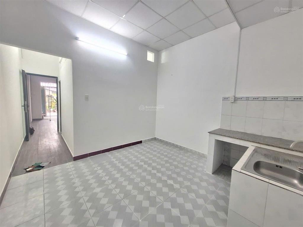 Bán nhà phường trường thọ  hẻm 6 mét đậu xe hơi thoải mái  vị trí kinh doanh
