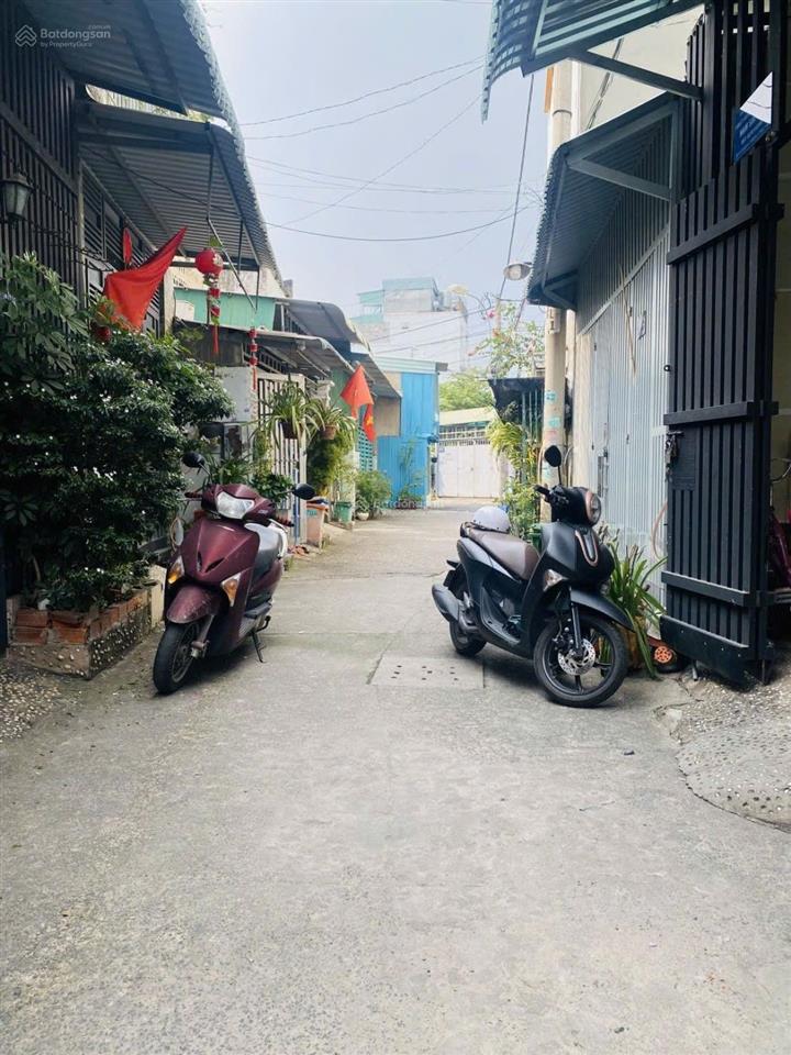 Bán nhà 3 tầng đúc thật trường thọ thủ đức, tương lai ra mặt tiền đối diện công viên