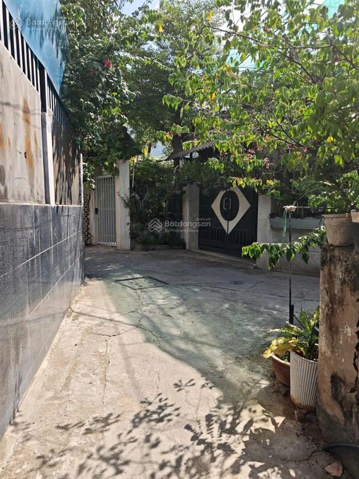 Bán nhà trường thọ 2 tầng 3 phòng ngủ tại trường thọ  chỉ 10 mét ra hẻm xe hơi