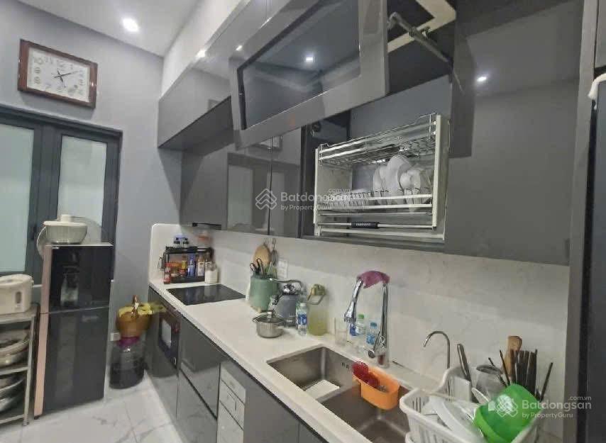 Phân lô phố lê quang đạo, phường phú đô, vỉa hè, 3 oto tránh, dt55m2 x 5 tầng, giá 21 tỷ nhỏ