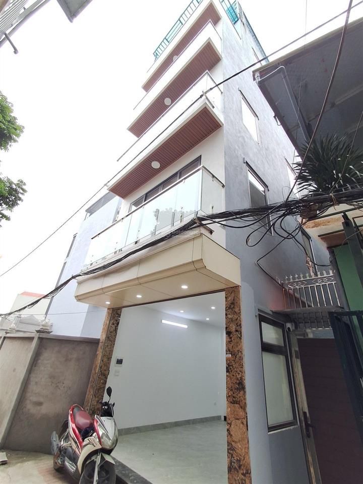 Bán nhà đẹp đón tết phố xuân thuỷ, cầu giấy, dt52m2 x 7t, thang máy, oto đỗ, giá 14 tỷ nhỏ