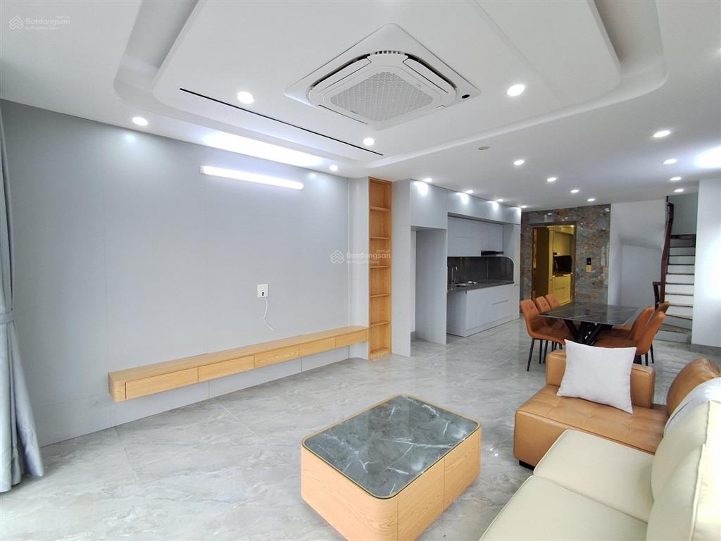 Bán nhà đẹp đón tết phố xuân thuỷ, cầu giấy, dt52m2 x 7t, thang máy, oto đỗ, giá 14 tỷ nhỏ