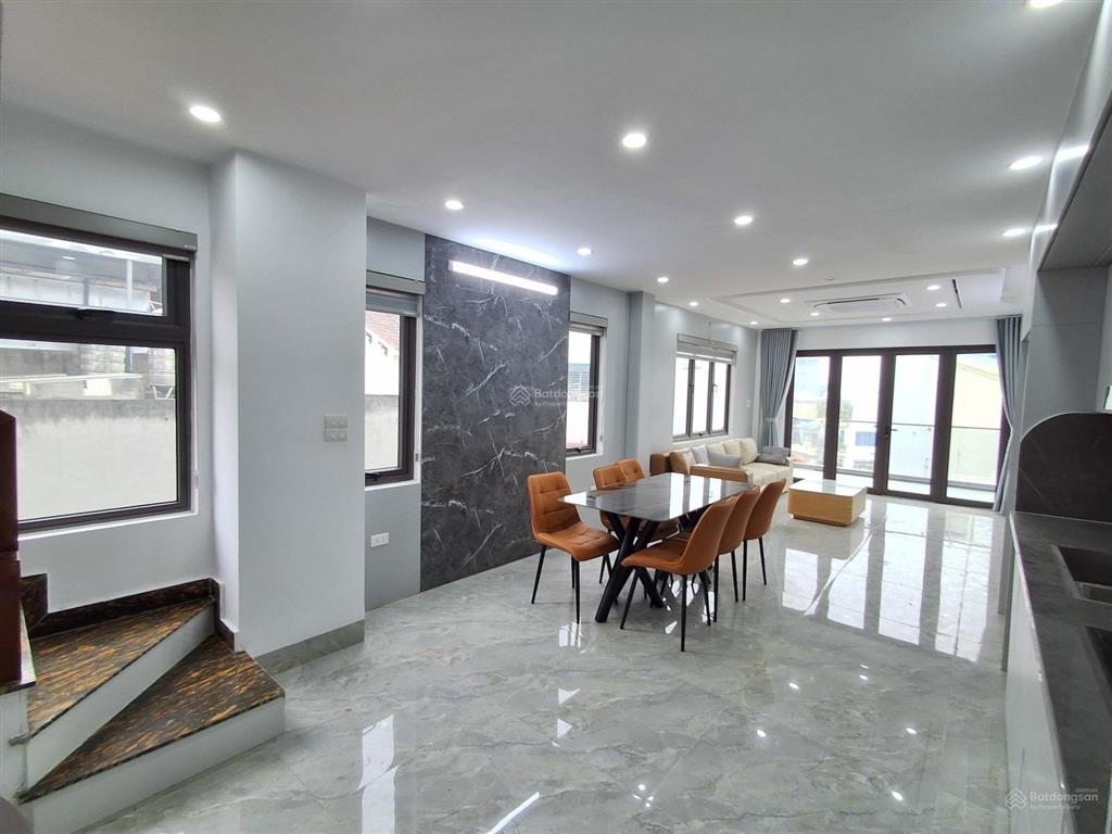 Bán nhà đẹp đón tết phố xuân thuỷ, cầu giấy, dt52m2 x 7t, thang máy, oto đỗ, giá 14 tỷ nhỏ