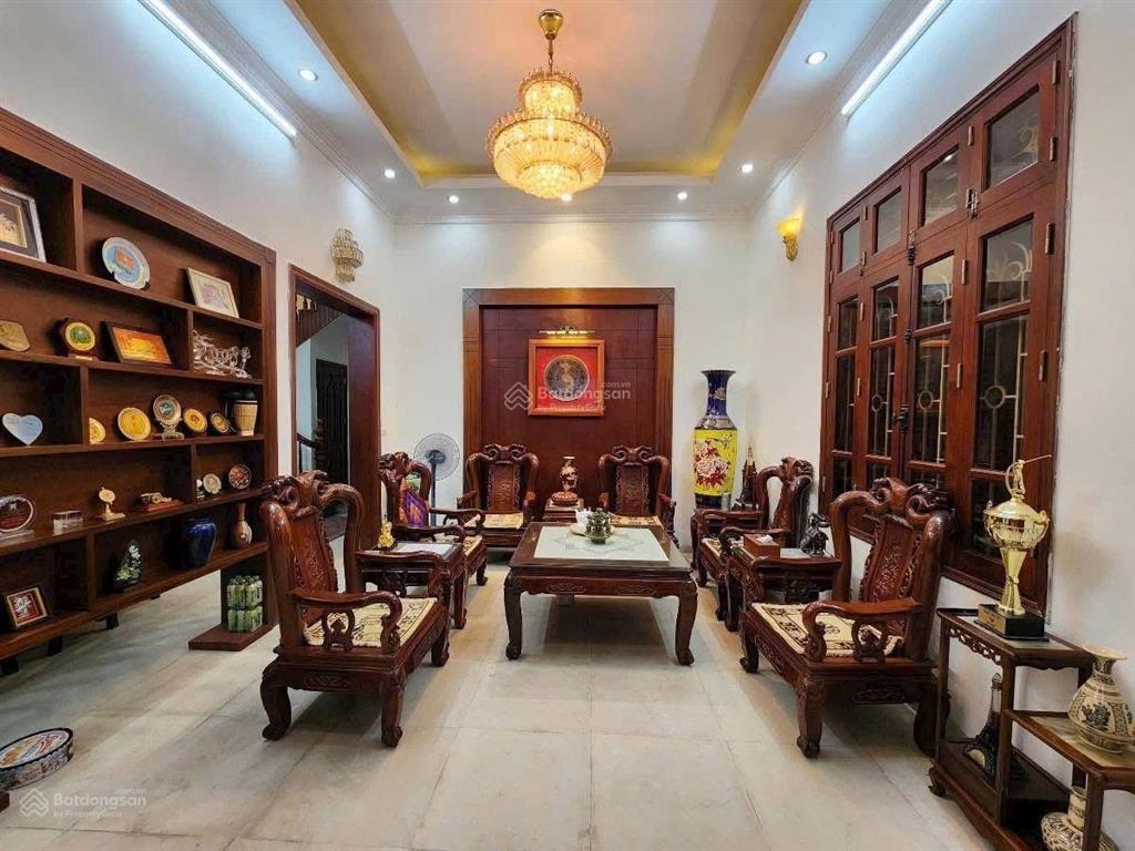 Biệt thự phố thiên hiền, mỹ đình khu cán bộ quan chức, dt 140m2 mt 11m, giá 40 tỷ nhỏ