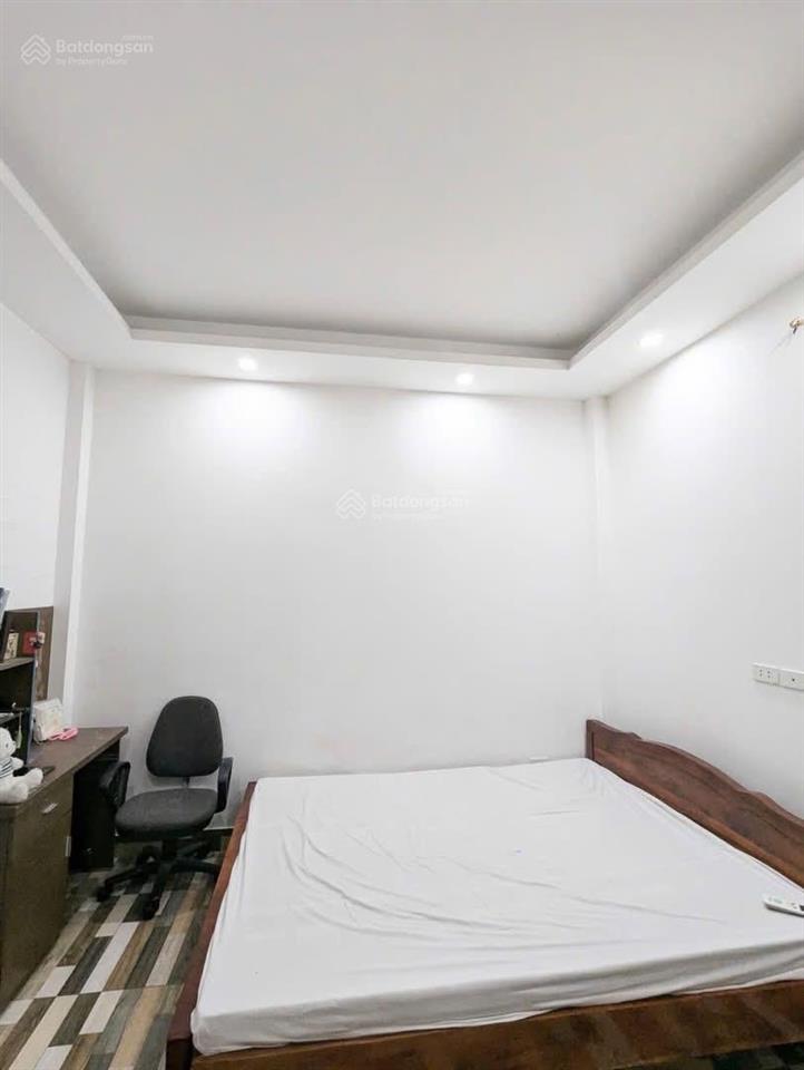 Bán nhà phố mỹ đình, dt34m2 x 6 tầng, 6 phòng ngủ, cách oto 10m giá 8 tỷ nhỉnh