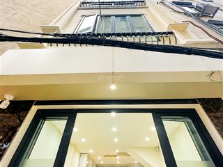 Hot nhất lê đức thọ nhà đẹp, giá tốt hiếm có dt 45m x 5 tầng mt 4.5m giá 9 tỷ nhỉnh