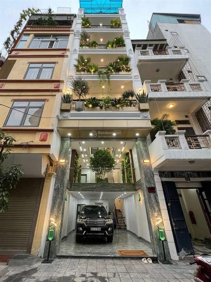 Bán nhà mới thang máy gara ô tô phố trần quốc vượng