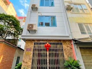 Nhà đẹp lô góc phố lê quang đạo 200m ra svđ mỹ đình  40m2 x 5 tầng, giá 7 tỷ nhỉnh
