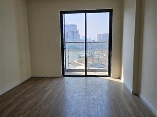 Chính chủ cần bán lại căn studio 28m2 trinity tower giá 2.1 tỷ. view hồ đẹp, đang cho thuê lâu dài