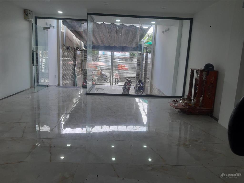 Bán nhà mặt phố 36b phan huy ích, 27 tỷ, 132m2  cho thue 60tr/th