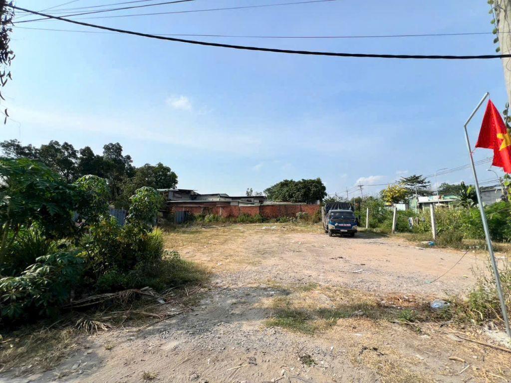 Bán Đất Góc 2 Mặt Tiền - Kênh Trung Ương Vĩnh Lộc - 1000m2 Giá 7 Tỷ