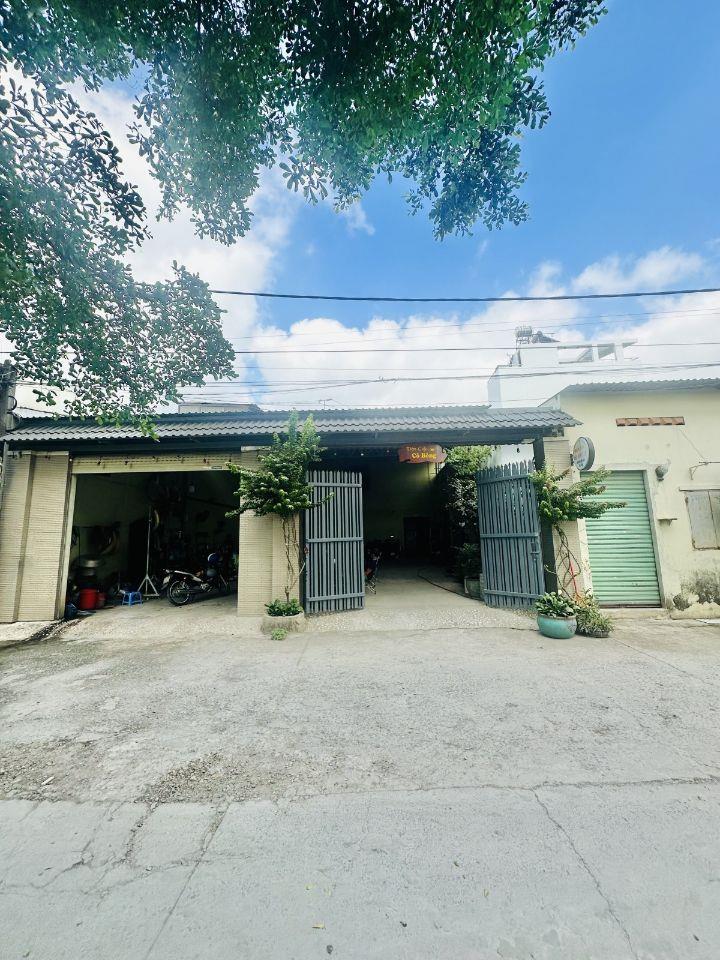 Đất Đẹp Hẽm 8m Ngay Ngã 4 Nữ Dân Công - Quách Điêu 10 x 27m Giá 9.4 Tỷ