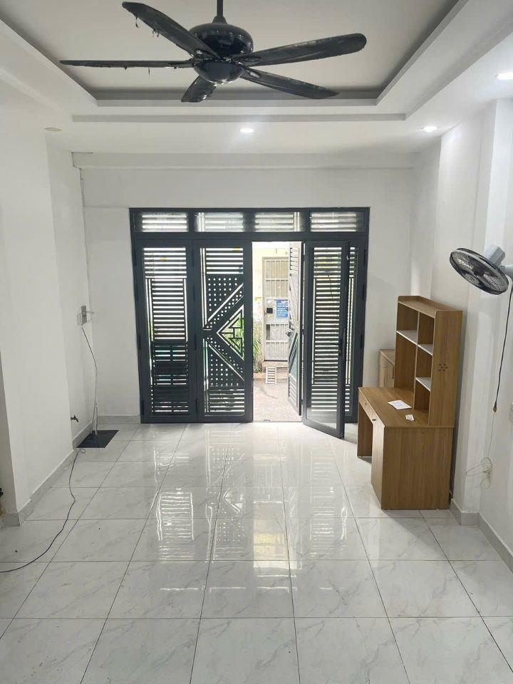 Nhà BTCT 1 Trệt 1 Lầu Mặt Tiền Thép Mới - Tân Bình 4.3 x 12m Giá 9 Tỷ