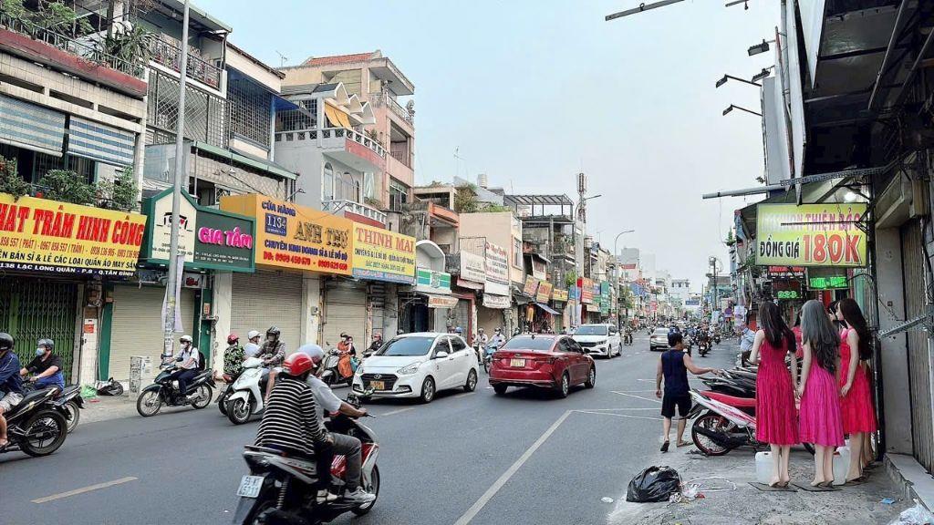 Giảm 2 Tỷ Biệt Thự Tân Phú AEON Mall Hẽm Xe Tải – 8 x 17m Giá 14.5 Tỷ