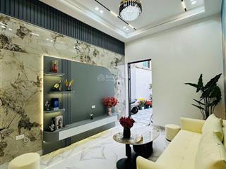 Bán nhà trung tâm hải phòng phố cầu đất  nhà 3,5 tầng có sân cổng