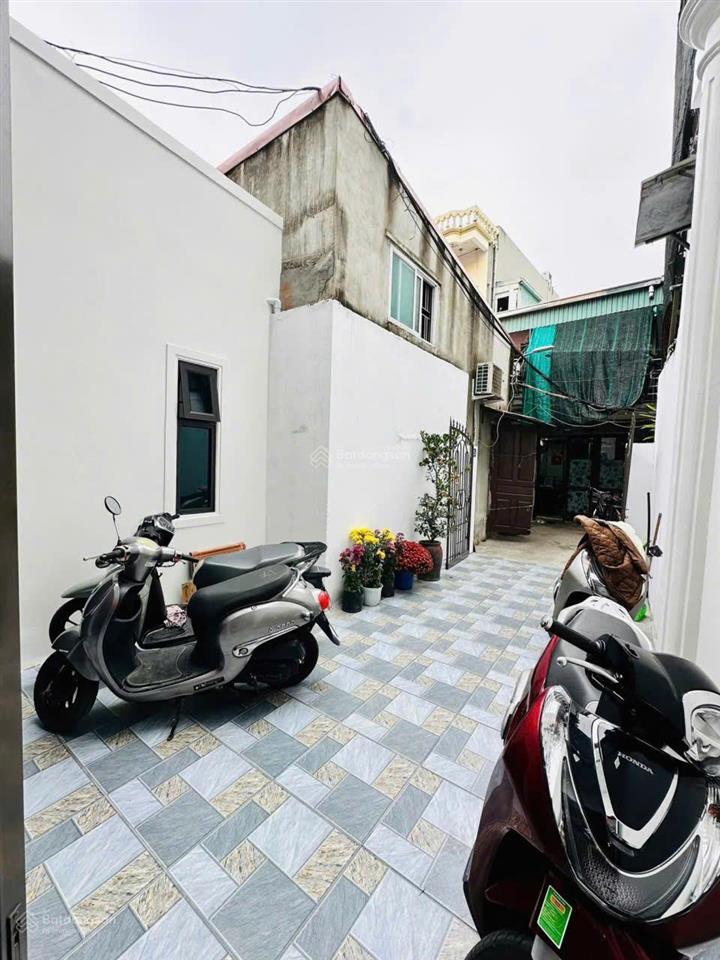 Bán nhà trung tâm hải phòng phố cầu đất  nhà 3,5 tầng có sân cổng