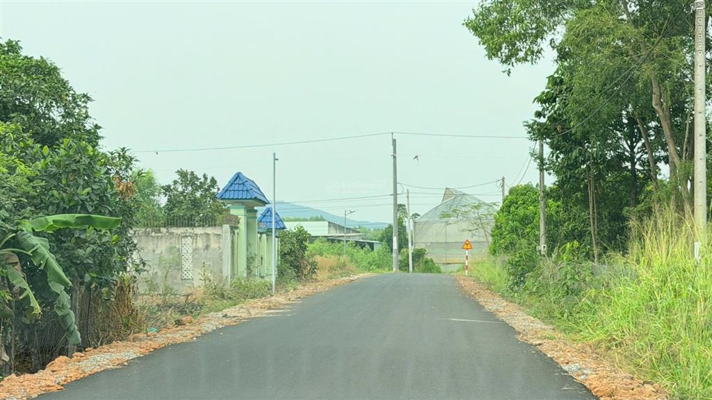 Lô đất siêu đẹp cách biển chỉ 5km có sẵn tường rào kiên cố