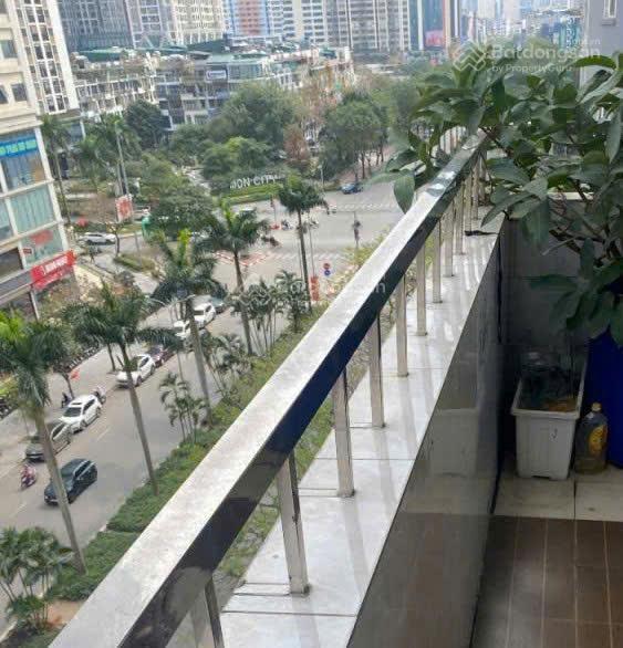 Bán căn hộ chung cư b3 hàm nghi kđt mỹ đình 2pn, 2wc, dt 77m2, giá 5.75 tỷ