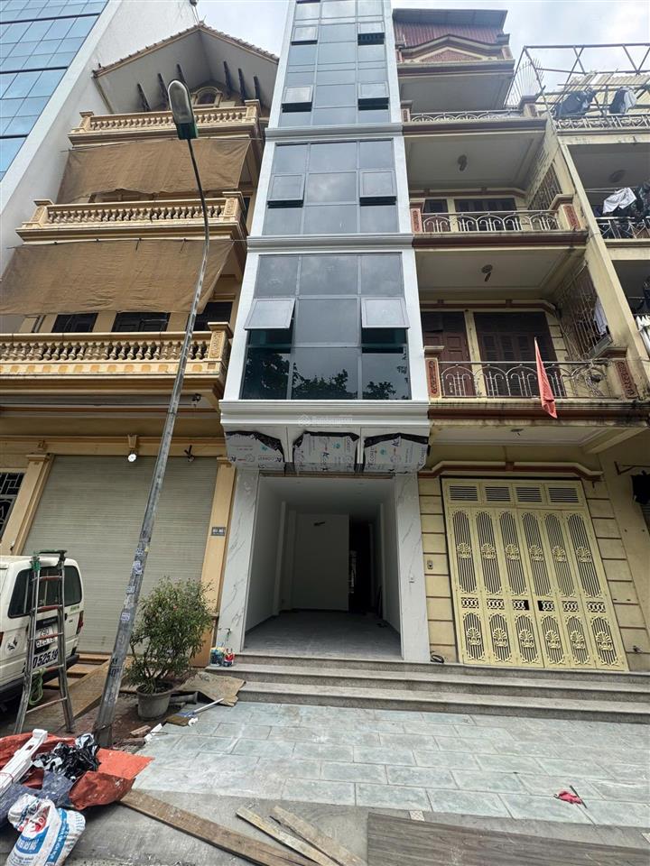 Cho thuê văn phòng tại số 6 ngõ 1, bùi huy bích, 32 triệu, 280 m2, view đẹp!