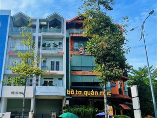 Siêu vip cần bán nhà mt nguyễn thị thập himlam dt 5x20m có tm, tkvp gb 47 tỷ  0908 935 ***