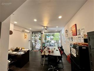 Cho thuê nhà phố cao cấp kdc himlam dt 5x20m2 nhà tkvp, mới giá 55tr  0908 935 ***