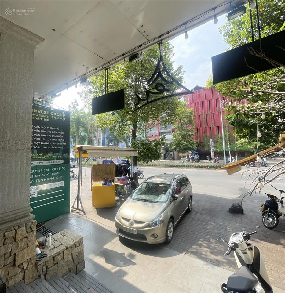 Cho thuê rẻ 165tr/th nhà 10x20m mặt tiền đ. nguyễn thị thập himlam nhà tkvp  0908 935 ***