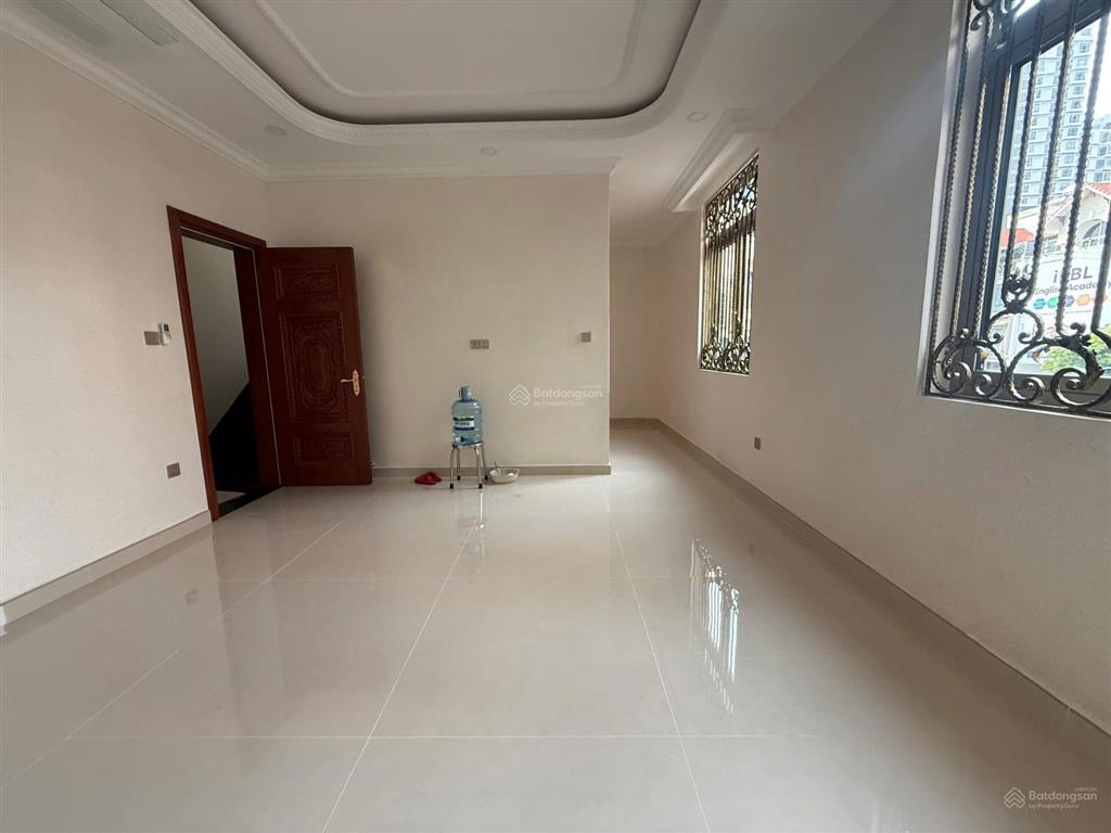 Cho thuê biệt thự himlam siêu cao cấp mới 100% thiết bị hiện đại + có tm giá 100tr  0908 935 ***