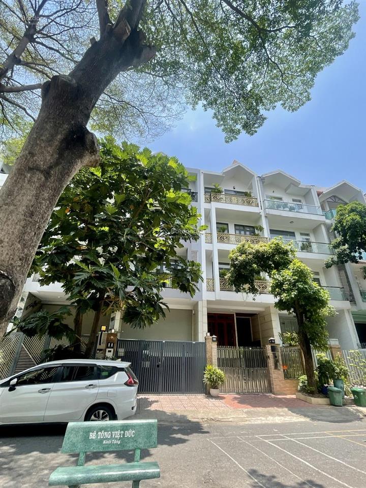 Cho thuê nhà phố tk văn phòng kdc himlam nhà sạch sẽ + mới dt 5x20m2 giá 55tr/th  0908 935 ***