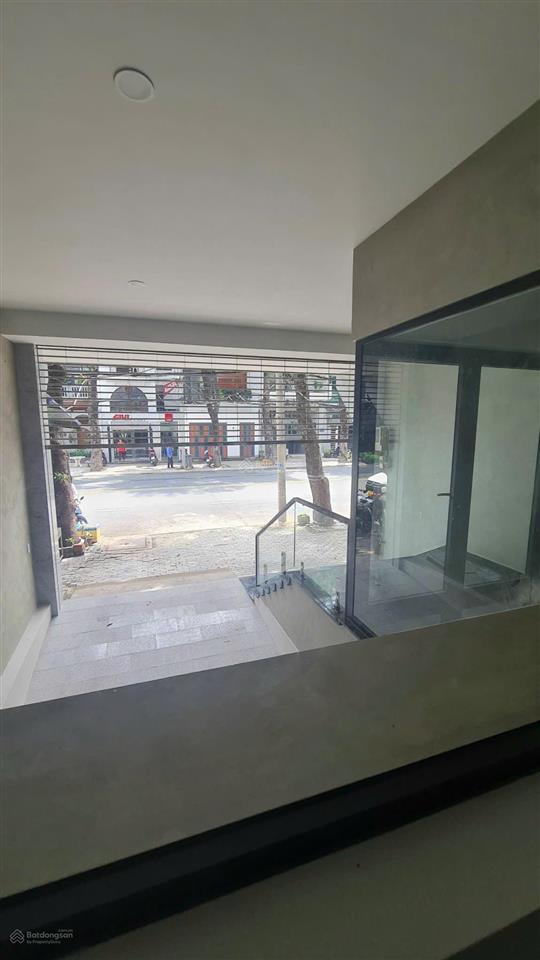 Cho thuê nhà phố thương mại tân quy đông đ.số 65 dt 6x20m2 tkvp, mới giá 70tr  0908 935 ***