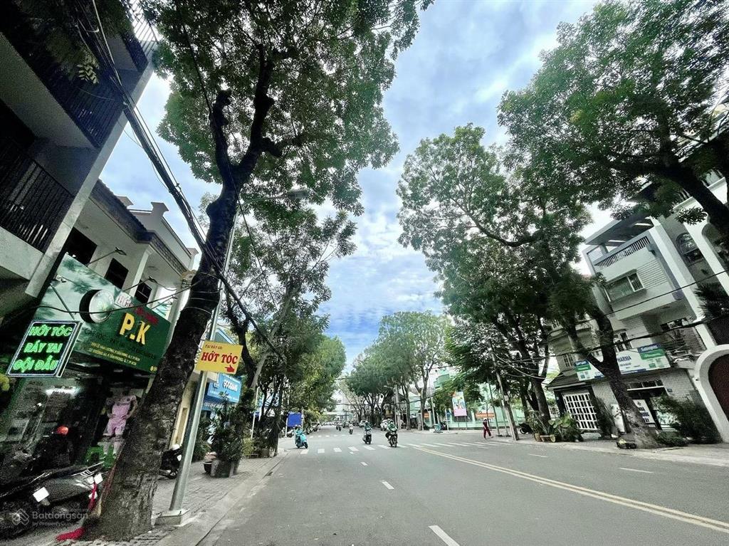 Cho thuê nhà phố thương mại tân quy đông đ.số 65 dt 6x20m2 tkvp, mới giá 70tr  0908 935 ***