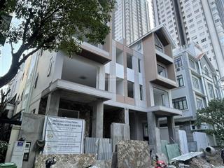 Cho thuê biệt thự himlam mới 100%, thiết bị hiên đại, máy lạnh âm trần giá 140tr/th  0908 935 ***