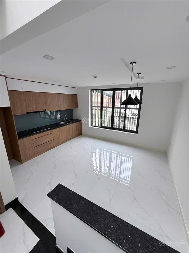 Bán 45 tỷ nhà mặt tiền dt 5x20m nhà mới + hđt 80tr + có tm đ.hoàng trọng mậu himlam  0908 935 ***