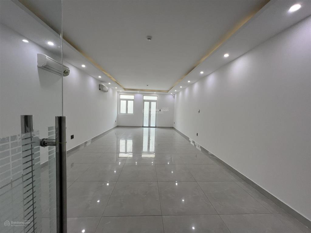 Giám 500tr bán nhanh nhà phố himlam dt 5x20m2 có tm, kề hoàng trọng mậu gb 28,5 tỷ  0908 935 ***