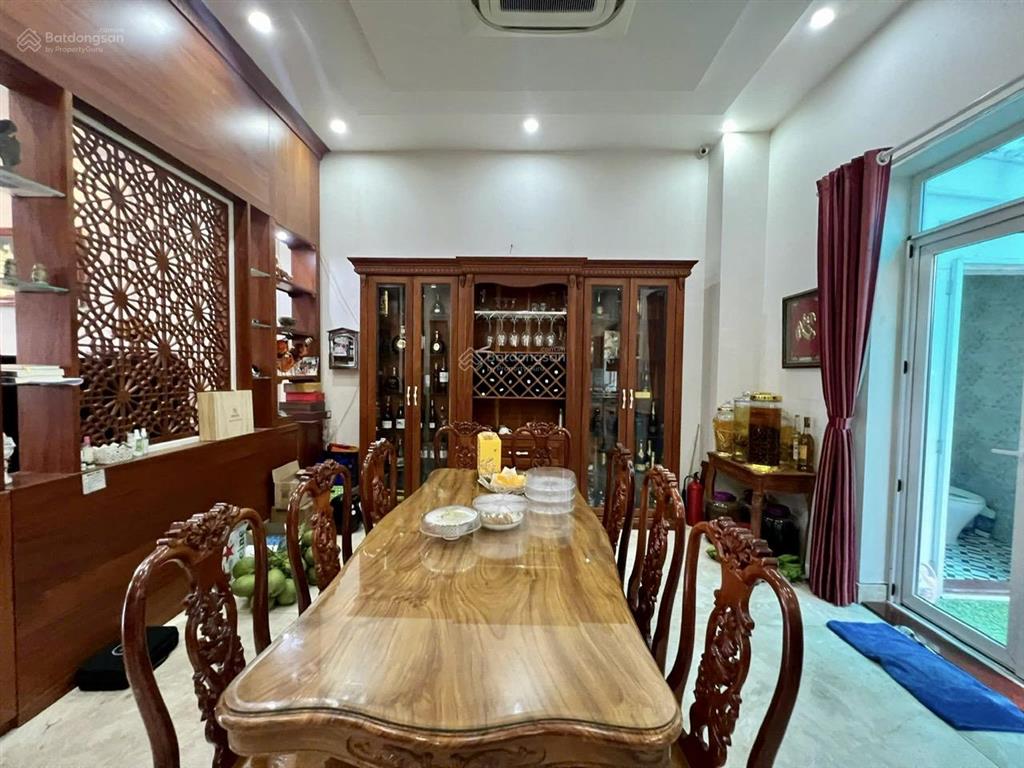 Cần bán nhanh tl nhiều biệt thự himlam đ.16m dt 10x20m2 full nội thất gb 58 tỷ  0908 935 ***