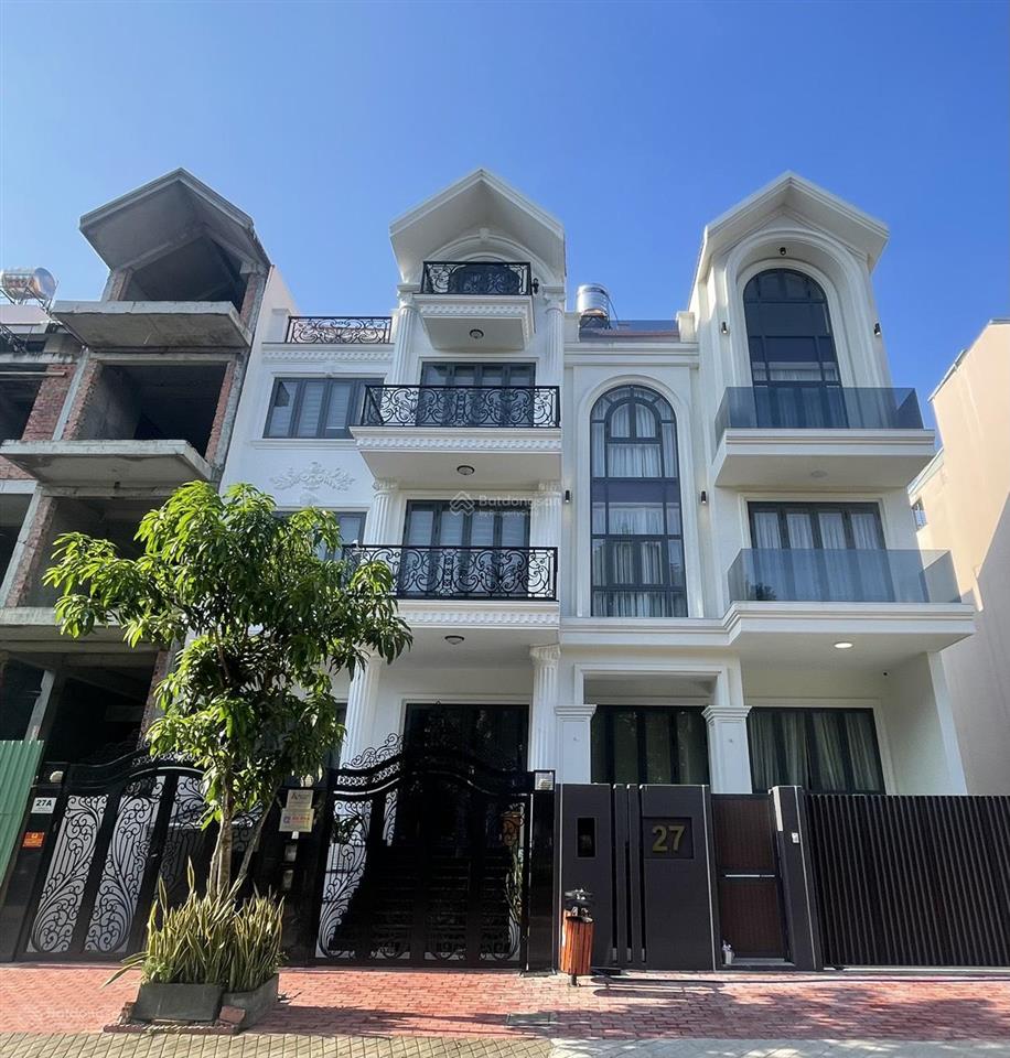 Bán 46,8 tỷ biệt thự himlam dt 7.5x20m2 mới xây, có tm có sổ view hồ khuôn viên 0908 935 ***
