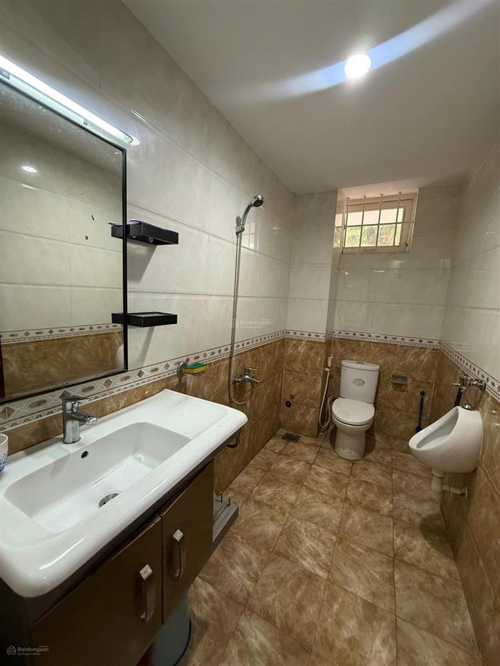 Gấp cần bán nhanh giảm mạnh 43 tỷ nhà căn góc 2 mt himlam có thang máy  0908 935 ***